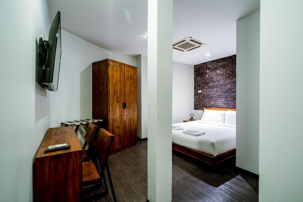 Go Inn V สุขุมวิท 20 Bangkok Exteriör bild
